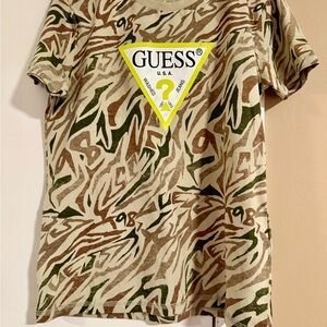 Guess Green and Tan Camouflage Logo T-Shirt